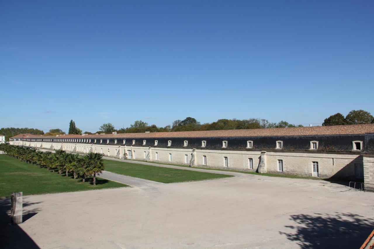 Les Demoiselles De Rochefort Villa Exterior photo